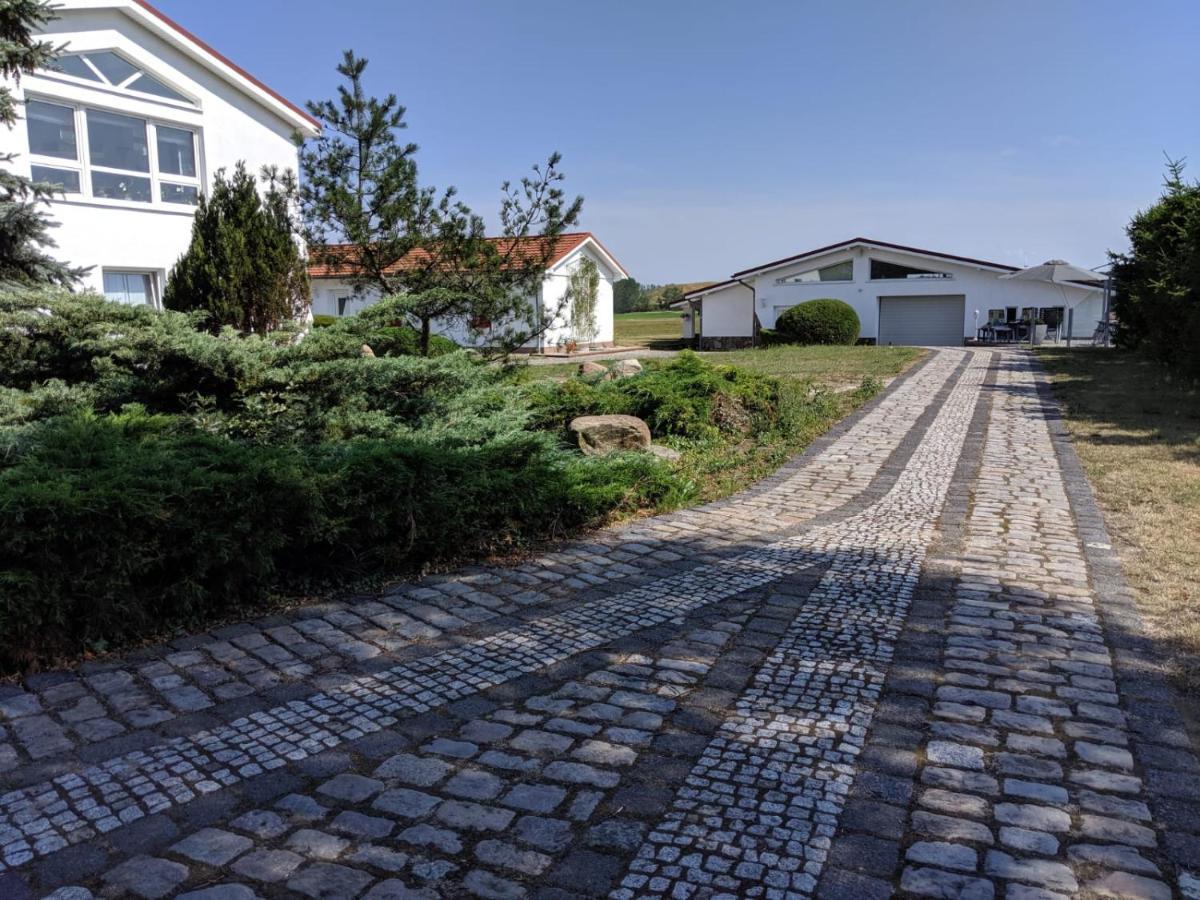 Landhotel Pathes Hof Volkenshagen Luaran gambar